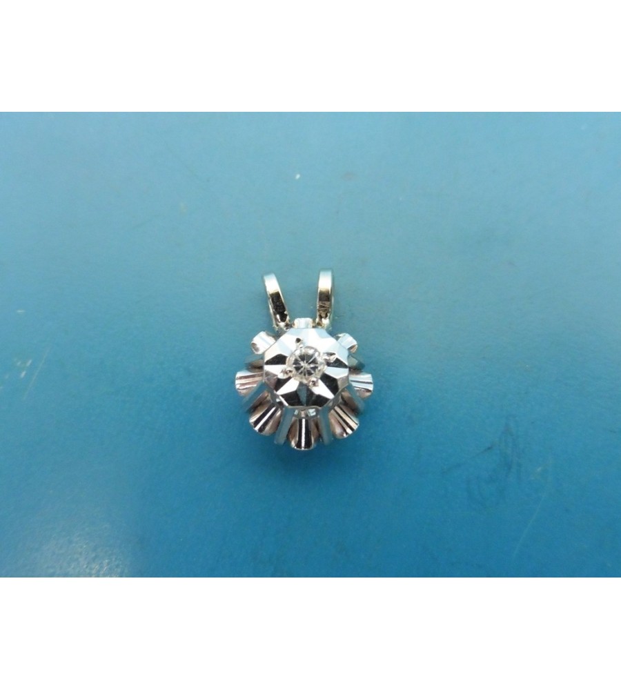 Witgouden hanger met briljant