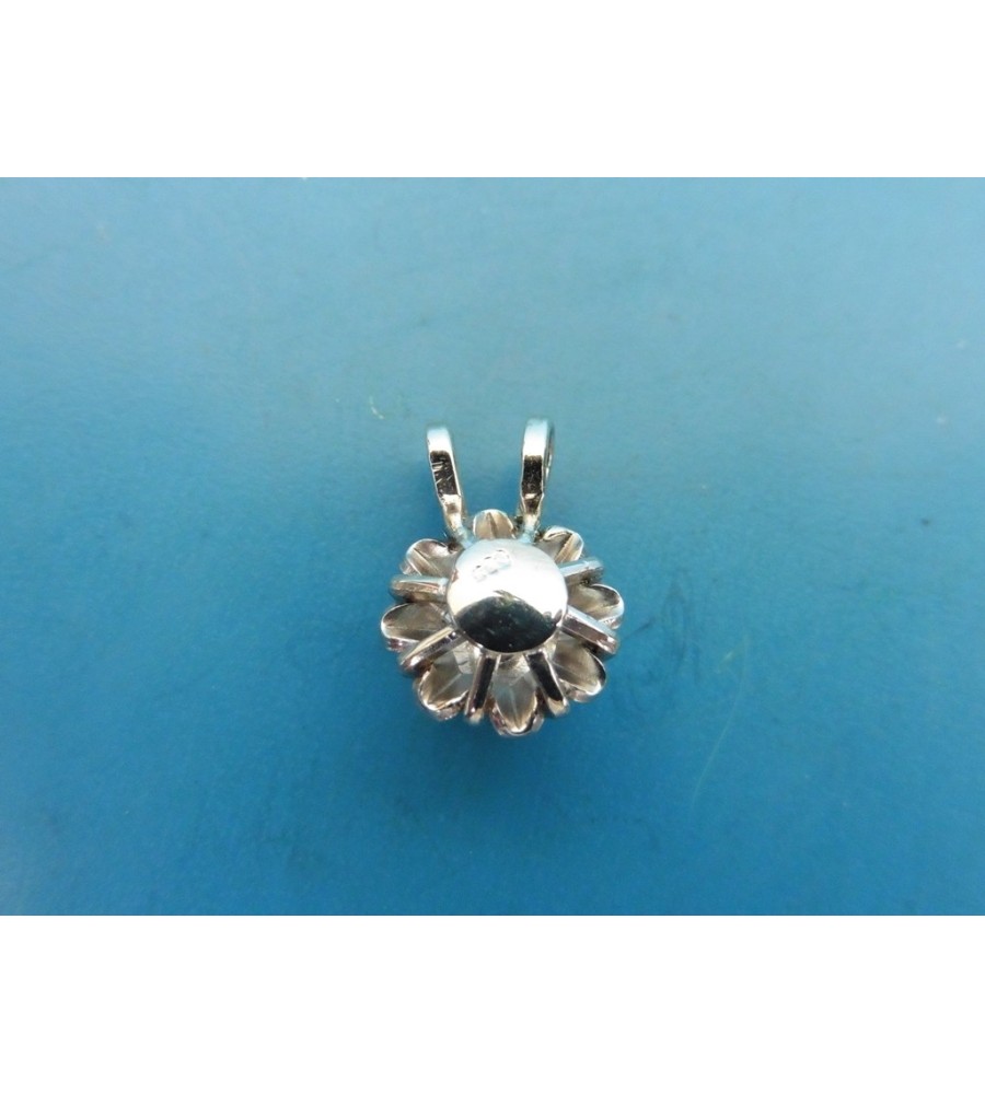 Witgouden hanger met briljant