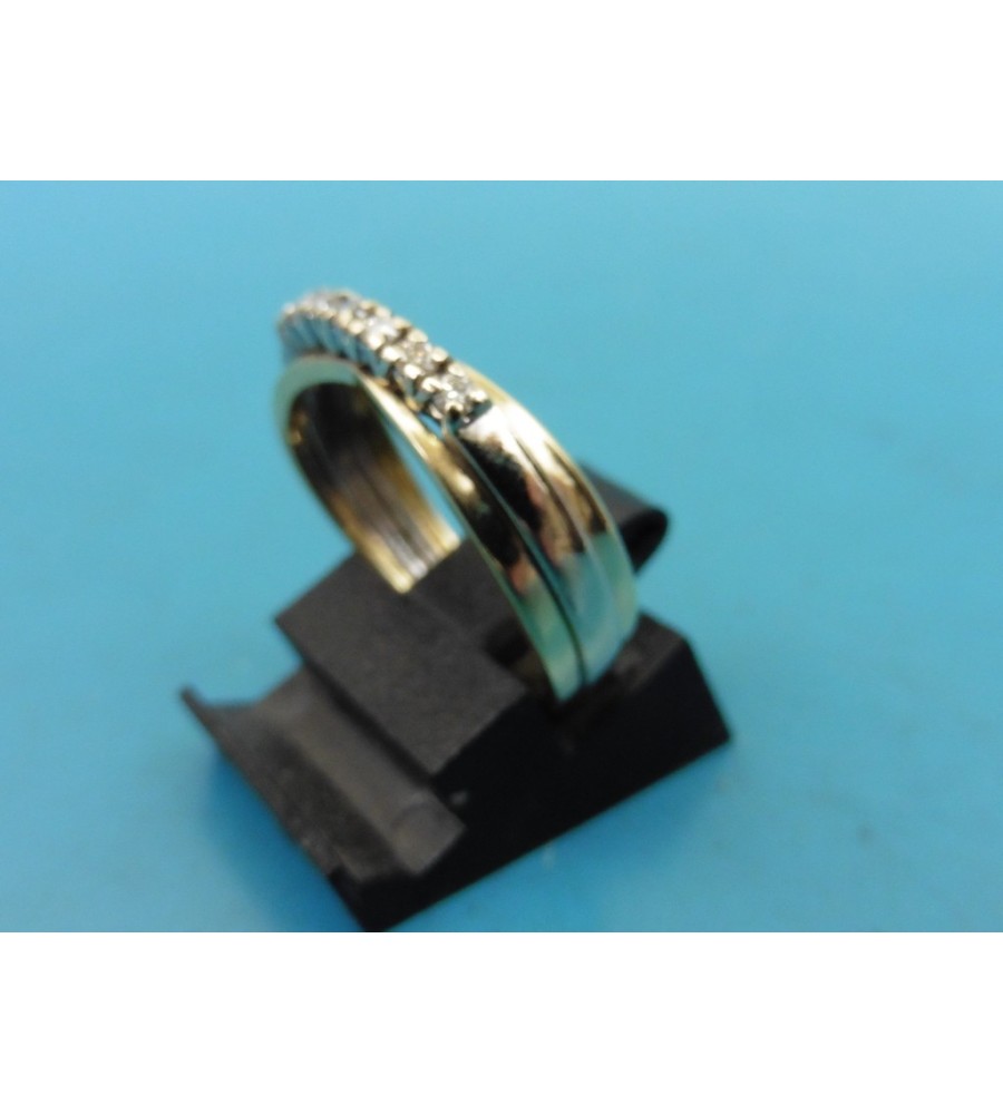 Gouden damesring met briljant
