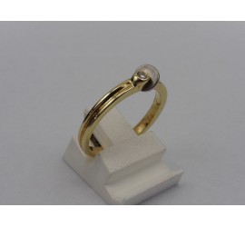 Gouden damesring met briljant