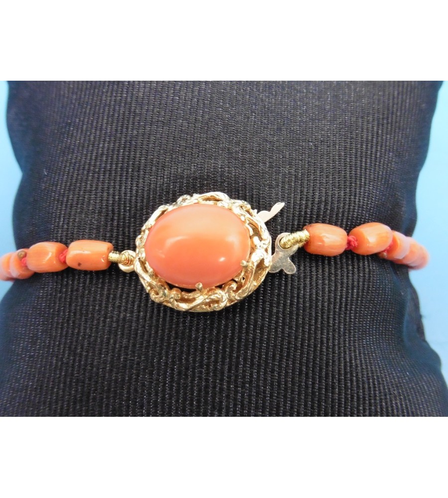Bloedkoralen armband met gouden slot
