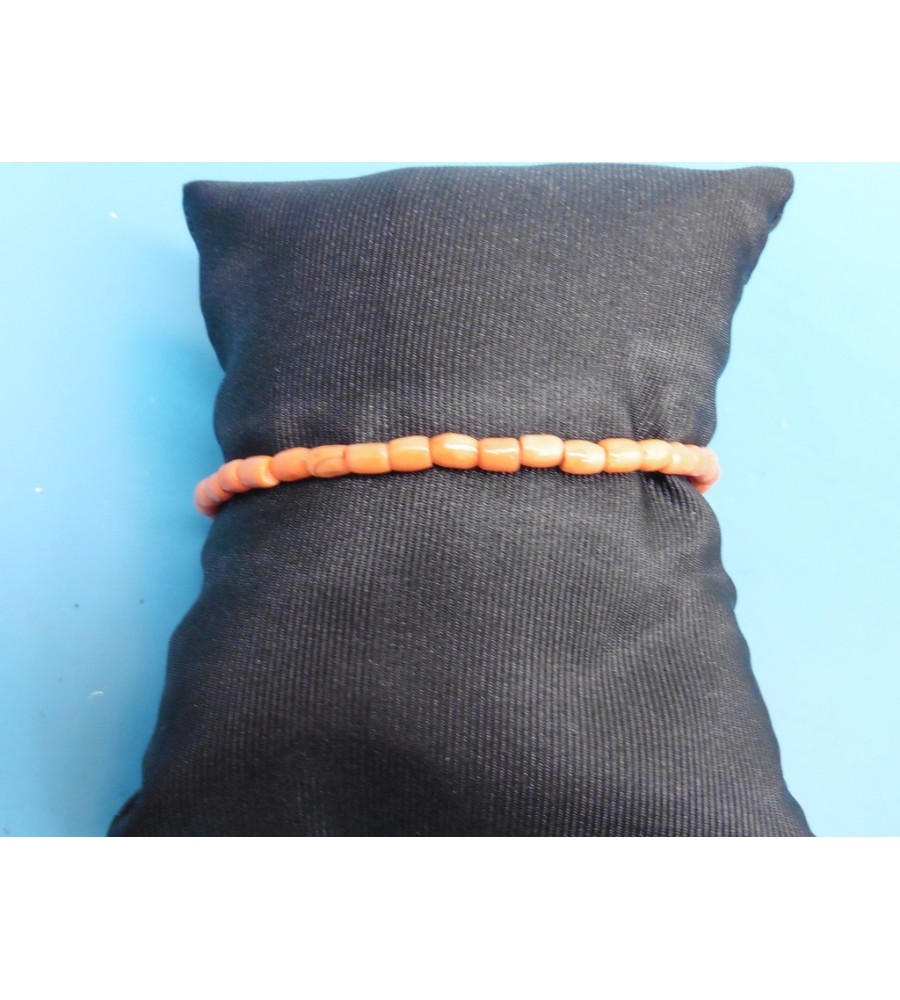 Bloedkoralen armband met gouden slot
