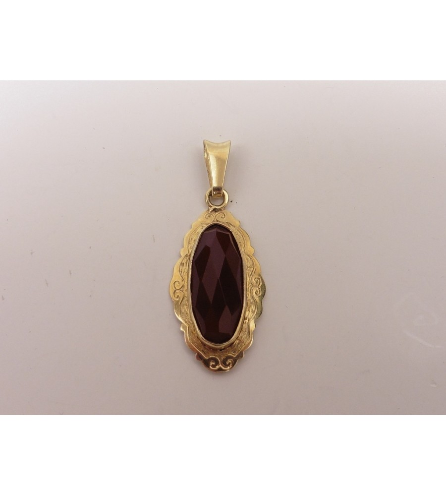 Gouden hanger carneool
