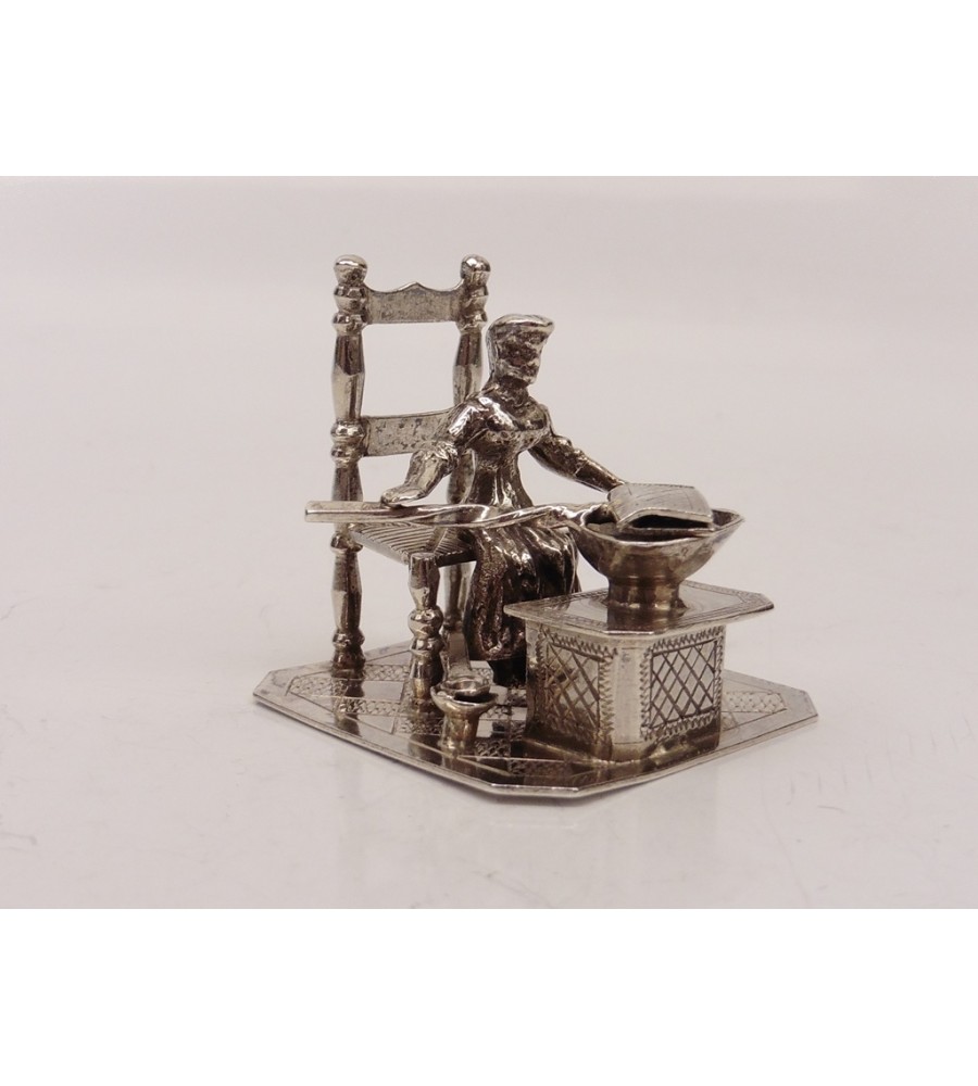 Zilveren miniatuur Wafelmaakster