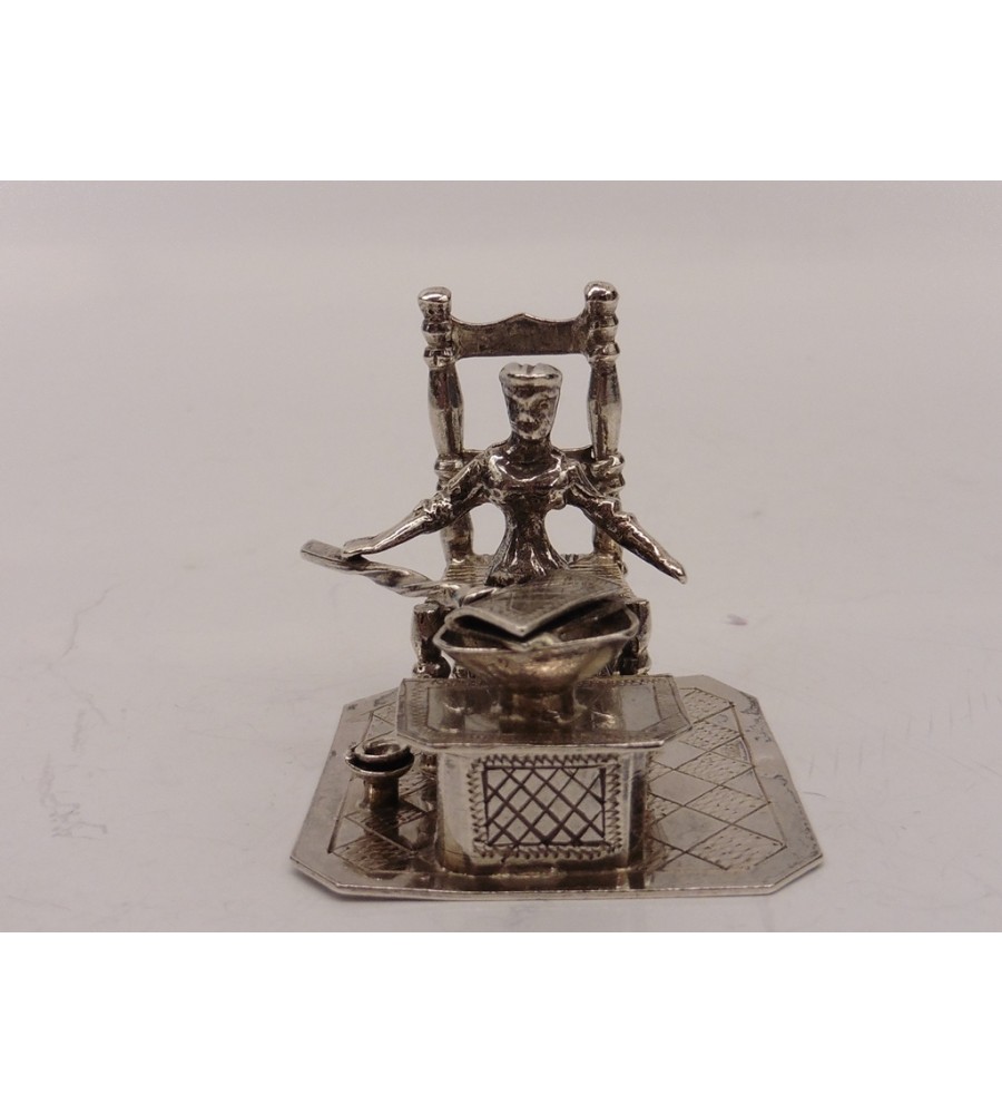 Zilveren miniatuur Wafelmaakster