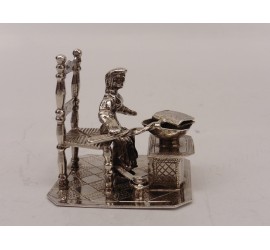 Zilveren miniatuur Wafelmaakster