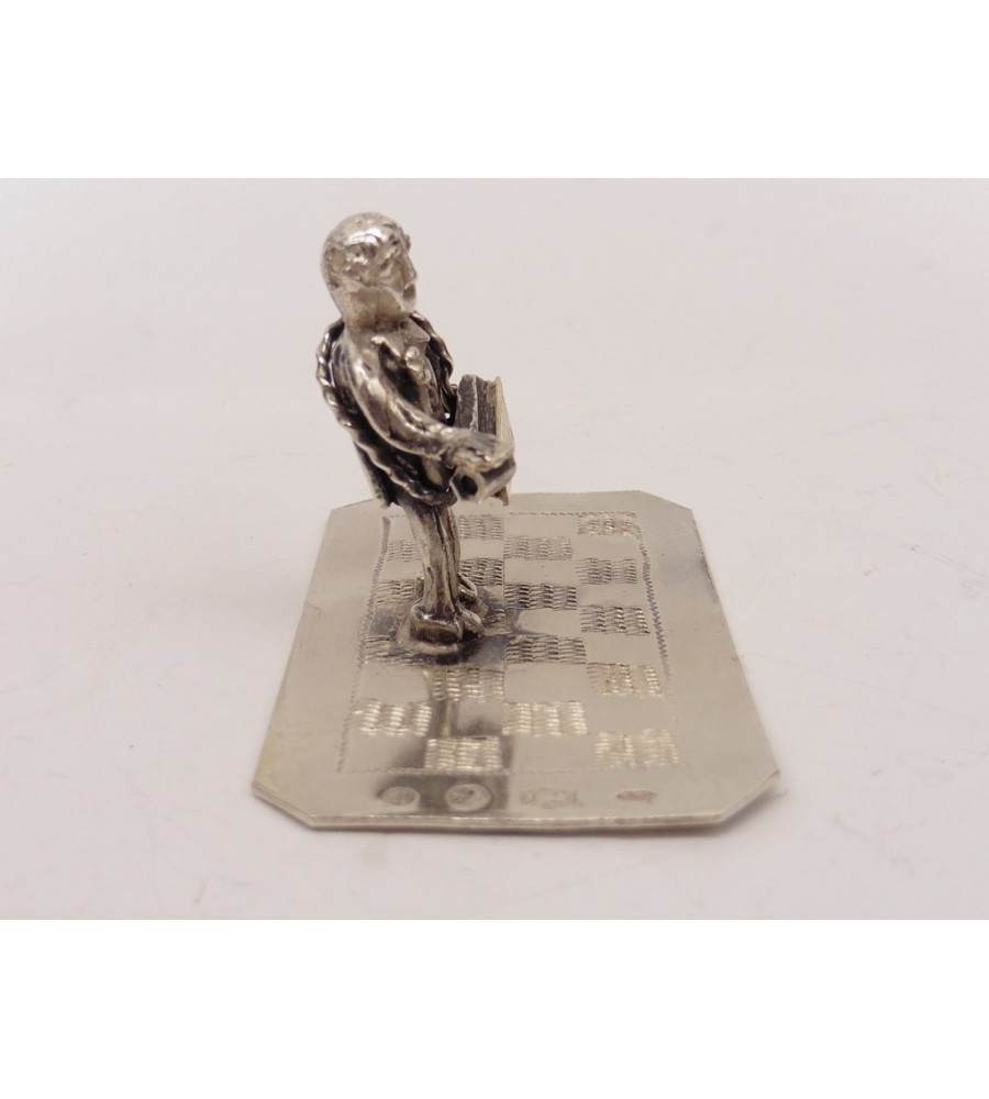 Zilveren miniatuur Man met handorgel