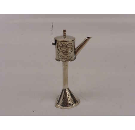 Zilveren miniatuur Olielamp