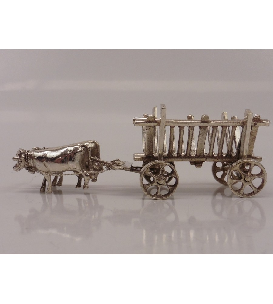 Zilveren miniatuur Hooiwagen met 2 ossen