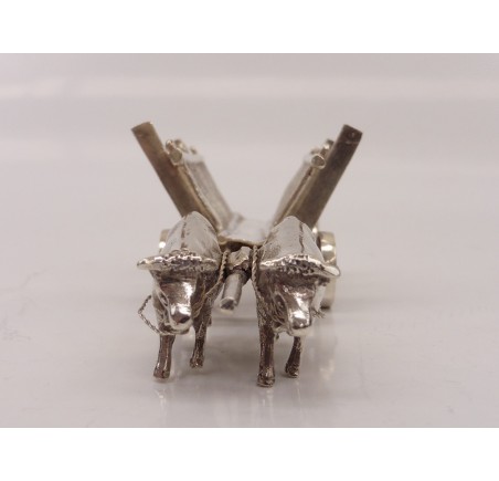 Zilveren miniatuur Hooiwagen met 2 ossen