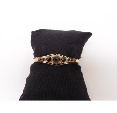 Gouden slavenarmband met granaat