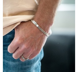 Silk armband 764 Silk armband 764