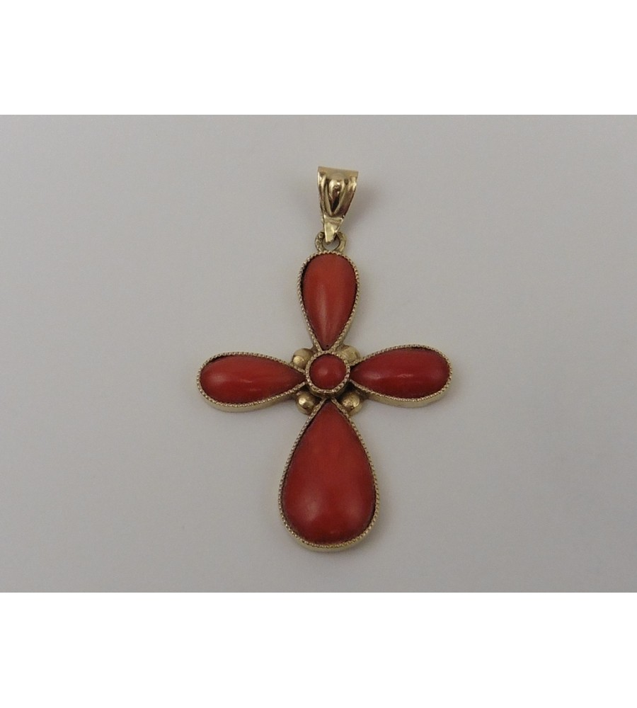 Gouden hanger kruisje met bloedkoraal