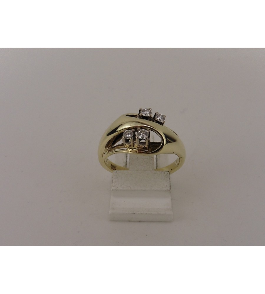 Gouden damesring met briljant