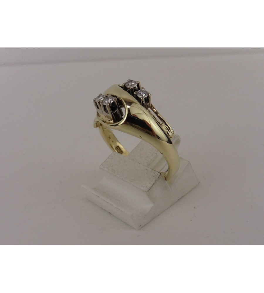 Gouden damesring met briljant