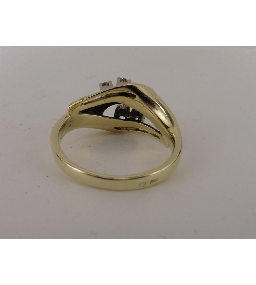 Gouden damesring met briljant