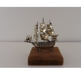 Zilveren miniatuur Zeilschip
