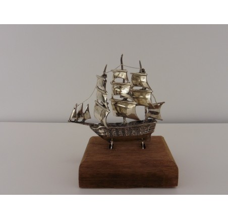 Zilveren miniatuur Zeilschip