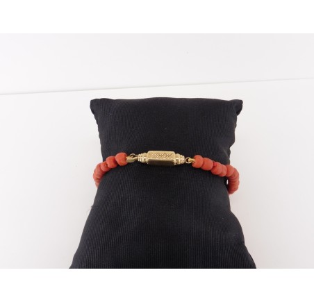 Bloedkoralen armband met gouden slot