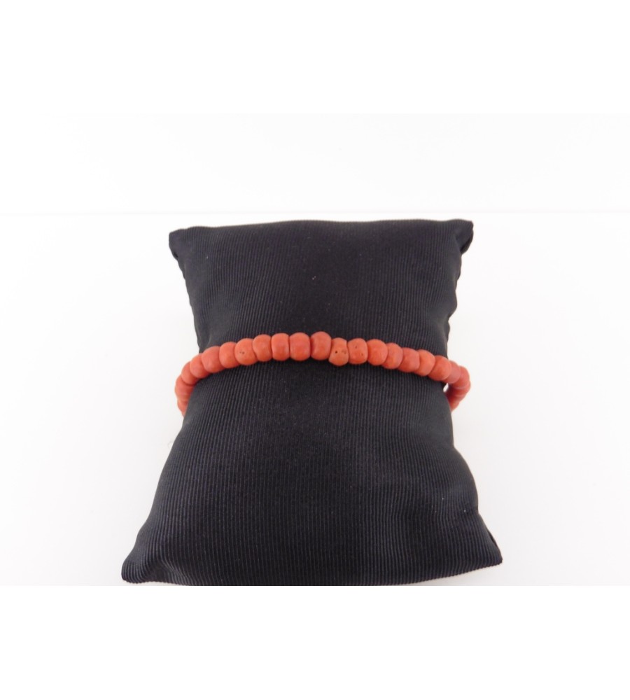 Bloedkoralen armband met gouden slot