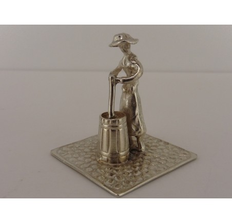 Zilveren miniatuur Karnen