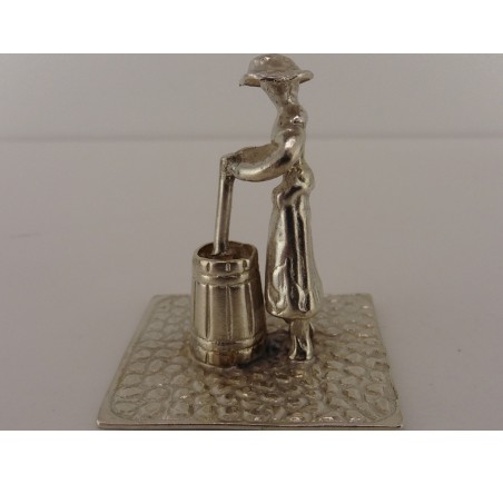 Zilveren miniatuur Karnen