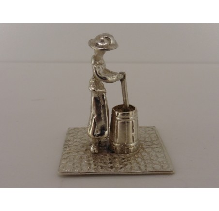 Zilveren miniatuur Karnen