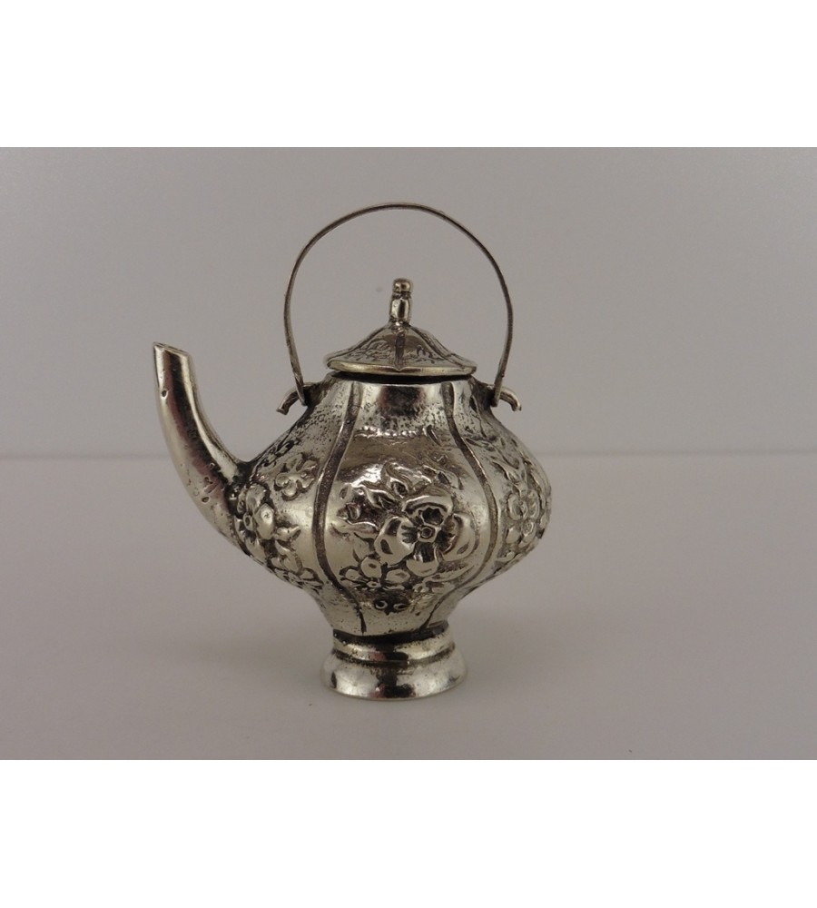 Zilveren miniatuur Theepot