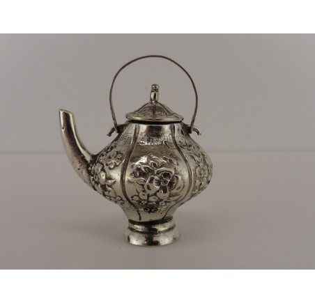 Zilveren miniatuur Theepot