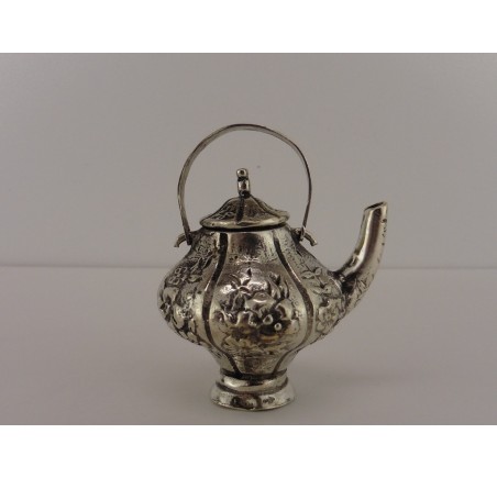 Zilveren miniatuur Theepot