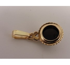 Gouden hanger met granaat