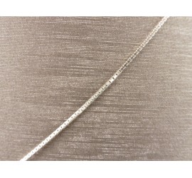 Zilveren collier met bloem hanger