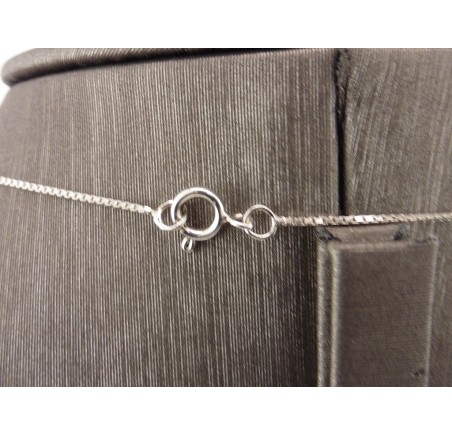 Zilveren collier met bloem hanger