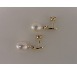 Gouden oorhangers met parel en zirkonia