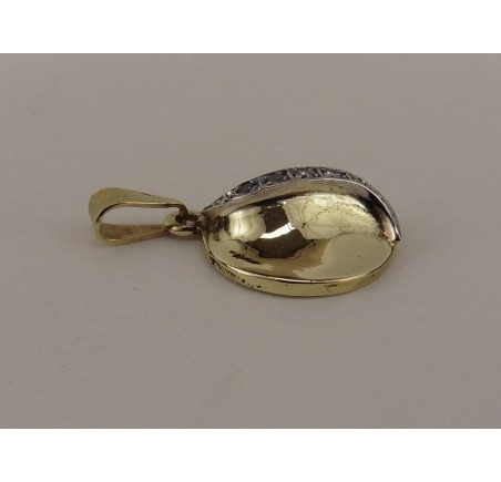 Gouden hanger met diamant