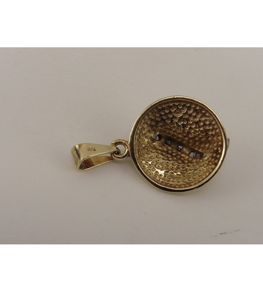 Gouden hanger met diamant