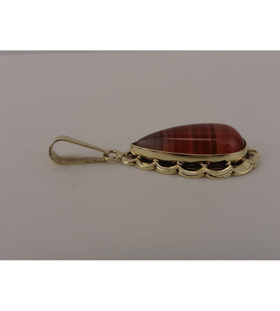 Gouden hanger met streepagaat