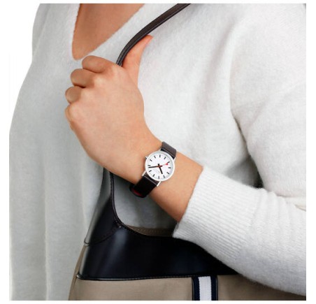 Mondaine Classic M658.30323.11SBBV