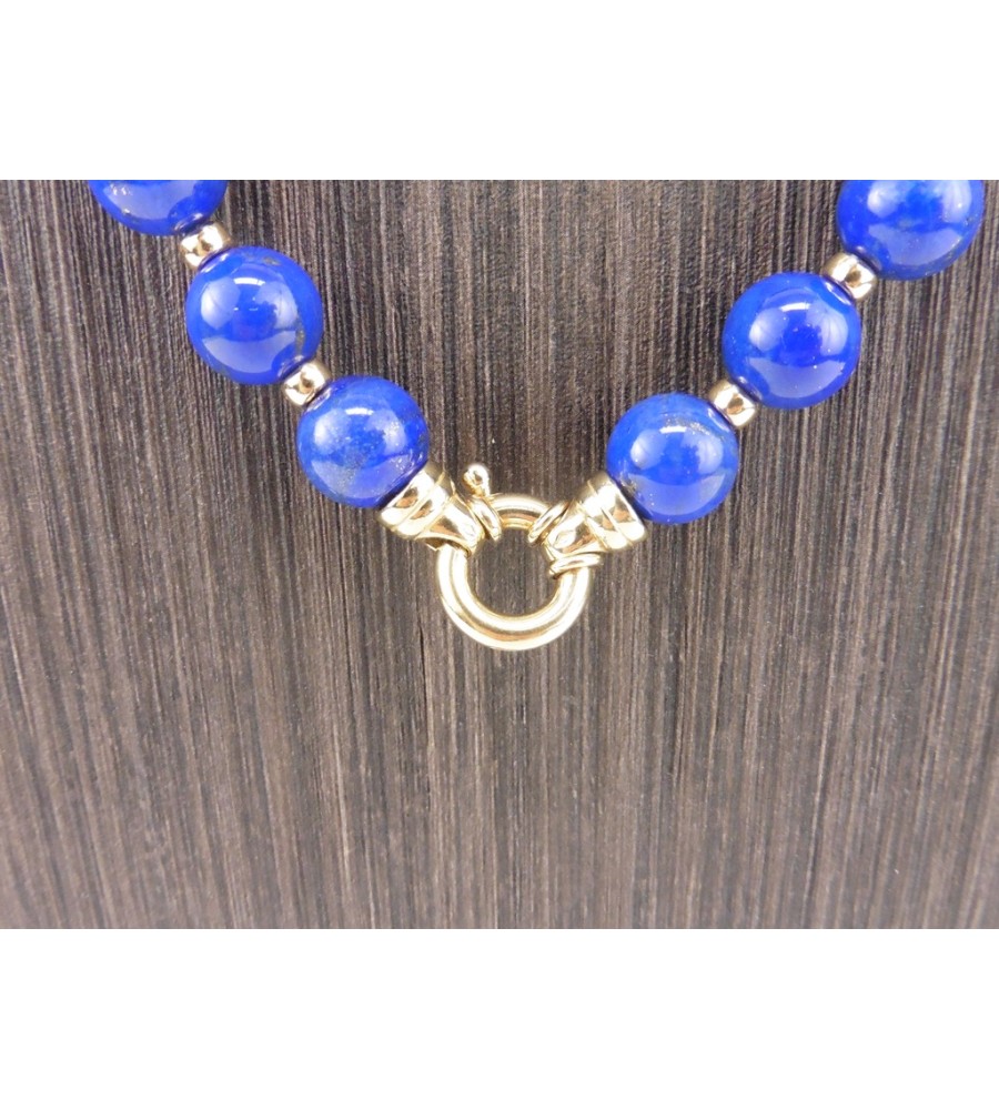 Lapis Lazuli collier met gouden slot en bolletjes Lapis Lazuli collier met gouden slot en bolletjes
