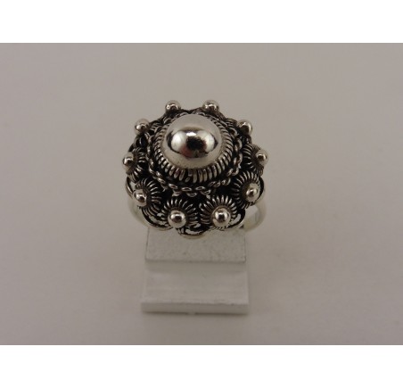 Zilveren ring  Zeeuws