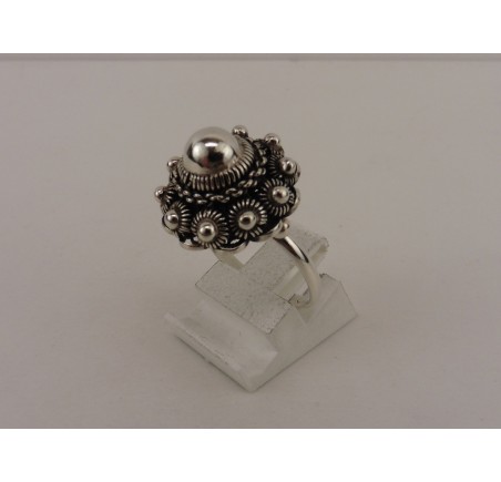 Zilveren ring  Zeeuws