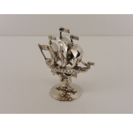 Zilveren miniatuur Zeilschip