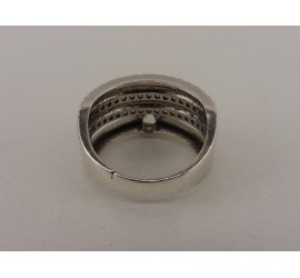 Zilveren damesring met zirkonia