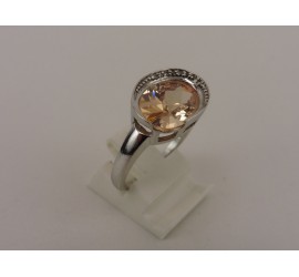 Zilveren damesring met zirkonia