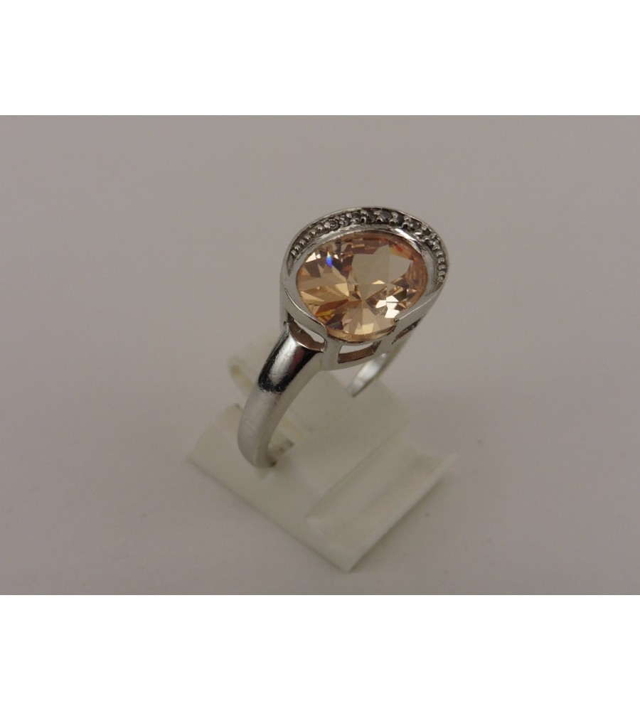 Zilveren damesring met zirkonia