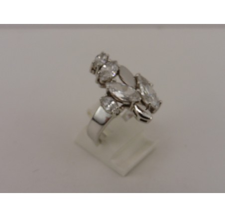 Zilveren damesring met zirkonia