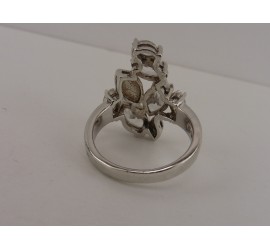 Zilveren damesring met zirkonia