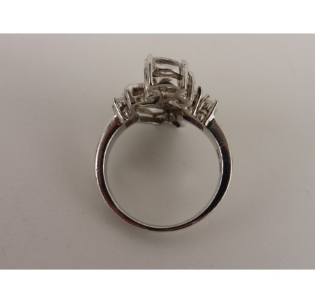 Zilveren damesring met zirkonia