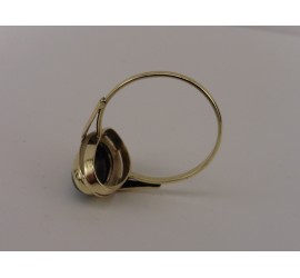 Gouden damesring met hematiet