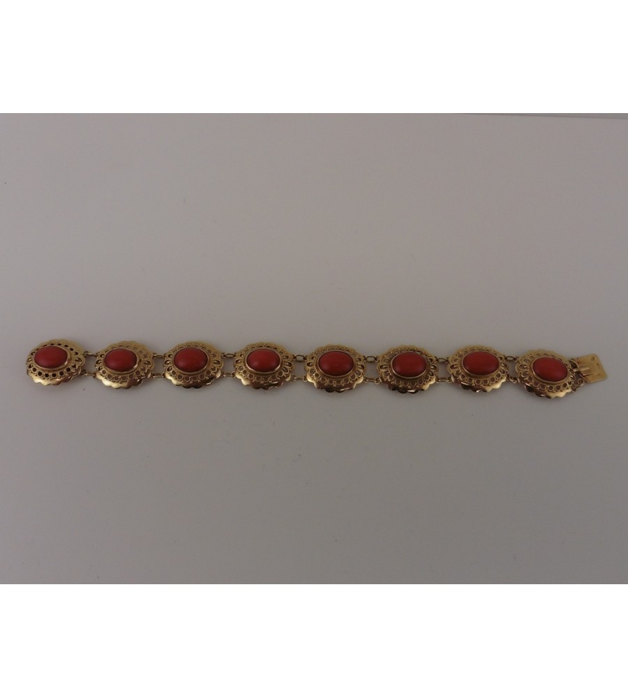 Gouden armband met bloedkoraal
